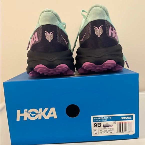 Hoka Athletic Shoes Green and Pink Maximalist Cushioning - Picture 3 of 3